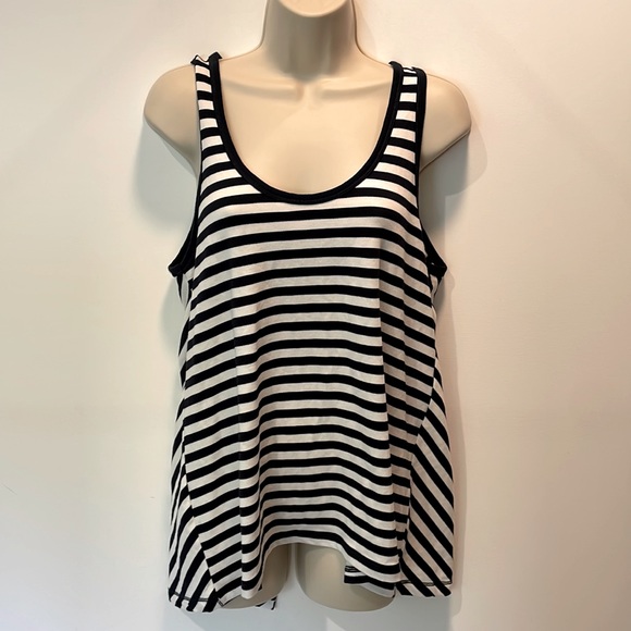 Rag & bone, SIZE L New with tag, White/Navy Striped split back tank - Picture 2 of 5